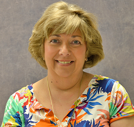 Lenette Thompson